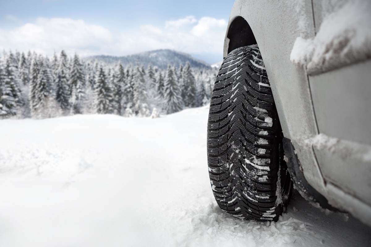 Aké zimné pneumatiky môžeme používať pri ceste do 